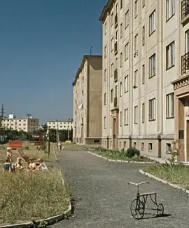 预制板公寓封面图